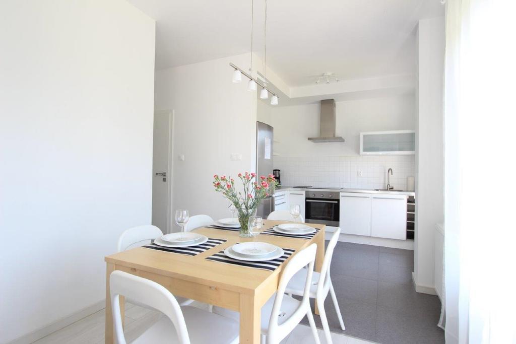 אוסטרוני מורסקי Equilibrium Apartments מראה חיצוני תמונה