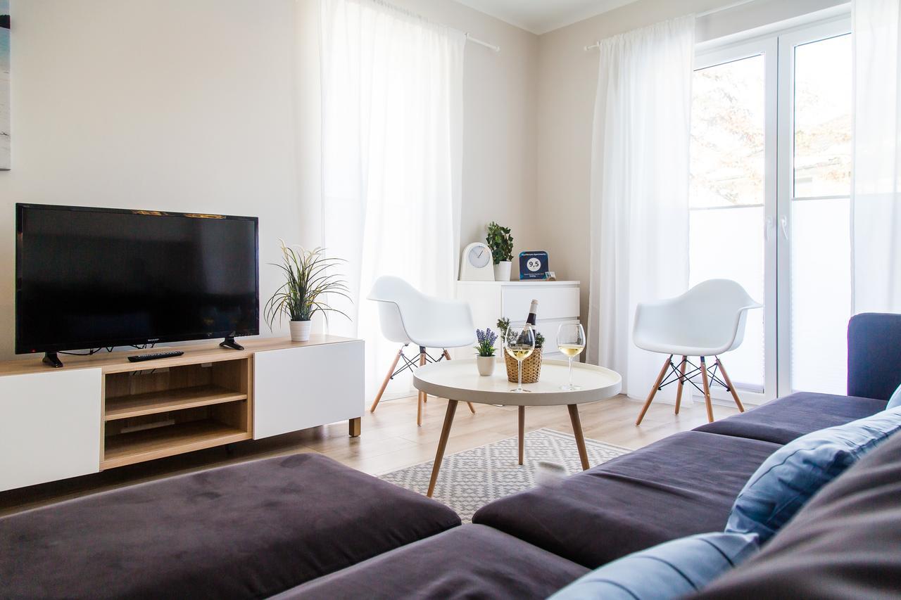 אוסטרוני מורסקי Equilibrium Apartments מראה חיצוני תמונה